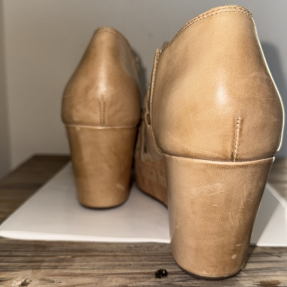 Chocolat Blu Web Moka Wedge Sandals SZ 7.5 - Picture 6 of 9